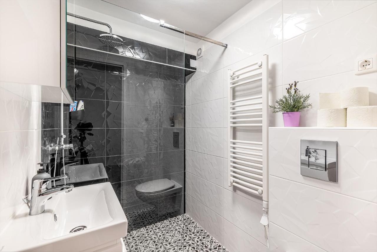 Dob71-Cozy Flat In The Center Of Budapest- Recently Renovated ภายนอก รูปภาพ